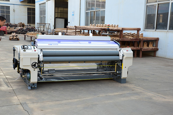 2 หัวฉีด Sulzer Water Jet Looms ปั๊มคู่ 1000 RPM เครื่องทอผ้า