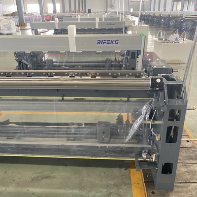 หัวฉีดเดี่ยว 190 ซม. Water Jet เครื่องทอผ้า 1000 รอบต่อนาทีเครื่องทอผ้า