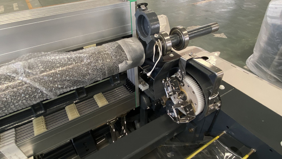 เครื่องทอผ้า Water Jet Loom 700 RPM 280cm Loom Textile Machine