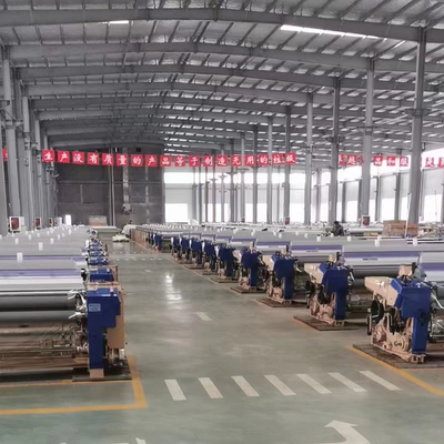 เส้นด้ายบิดน้ำ Jet Weaving Machine ผ้า Ultrafine Power Loom Machine