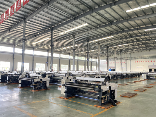 เครื่องทอผ้า 170 ซม. 1000 RPM เครื่องทอผ้า Water Jet Loom . ความเร็วสูง