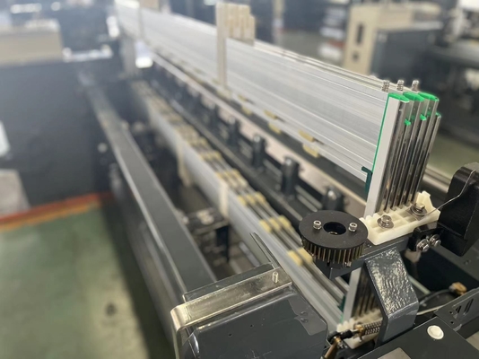 หัวฉีดคู่ 1200 RPM Water Jet เครื่องจักรสิ่งทอผ้า Dobby Cam