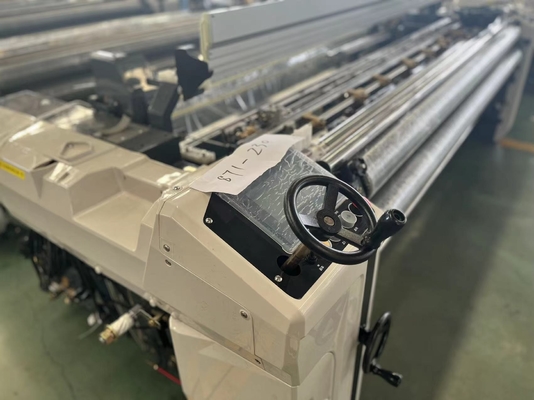 เครื่องทอผ้าโพลีเอสเตอร์ความเร็วสูง 1000RPM 2.1m Water Jet Power Loom