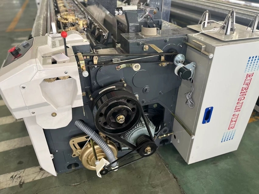 เครื่องทอผ้า Water Jet ขนาด 260 ซม. ขนาด 1000 RPM เครื่องทอผ้า Shuttleless