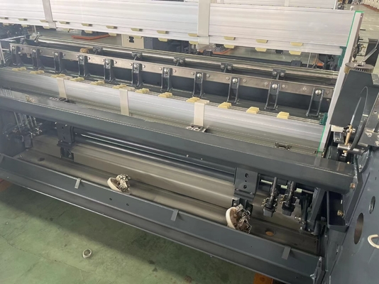 เครื่องทอผ้า Water Jet แบบปั๊มเดี่ยวพร้อมหัวฉีดคู่