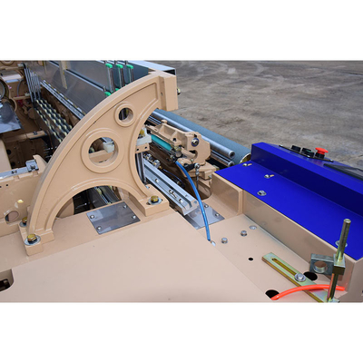 170 ซม. Air Jet Loom ความเร็ว 1,000 รอบต่อนาทีแยกปั๊มคู่ Dobby เปิดเครื่องทอผ้า