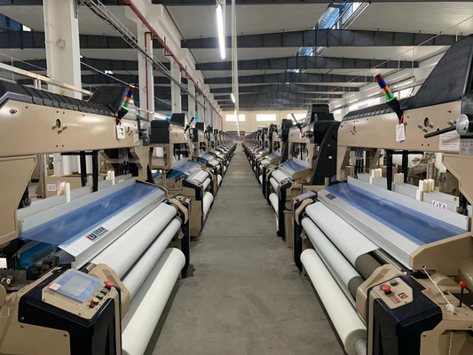 ความเร็วสูง Cam Water Jet Loom พร้อม Dobby Shedding Double Nozzles สำหรับตลาดปากีสถาน